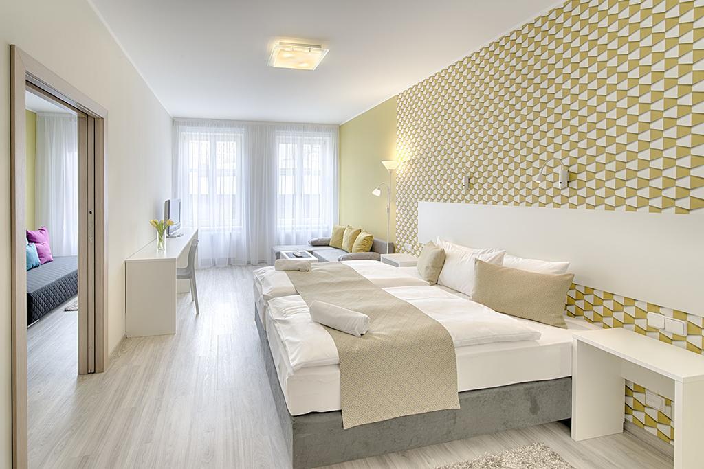 Apartment Promenada 35 كارلوفي فاري المظهر الخارجي الصورة